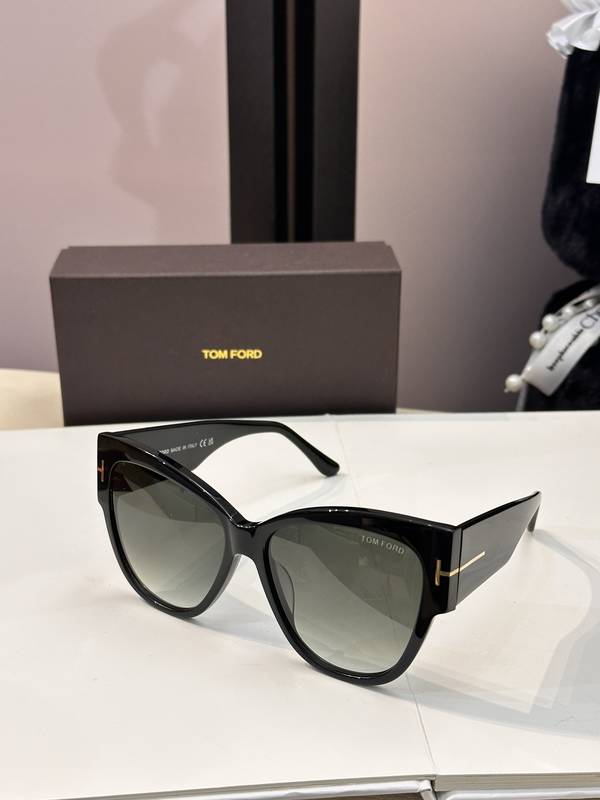 Tom Ford Sunglasses Top Quality TOS01331